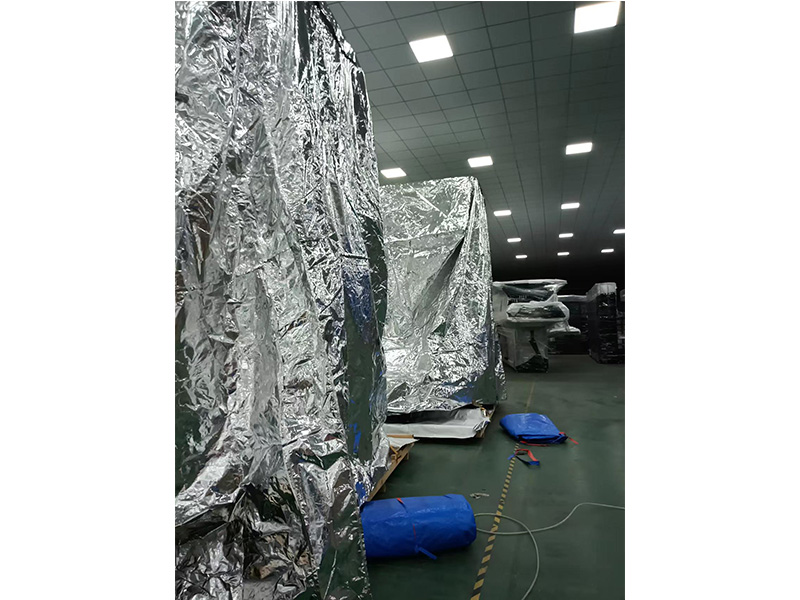 龍崗新能(néng)源重型木(mù)箱真空包(bāo)裝