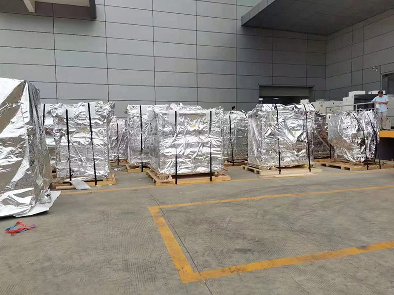 深圳公(gong)明歐菲(fei)光出口(kǒu)真空木(mù)箱